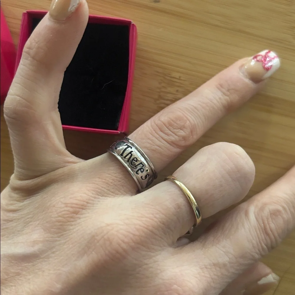 Sterling Silver 925 The Wizard of Oz “There’s No Place Like Home” Band Ring - Picture 14 of 14